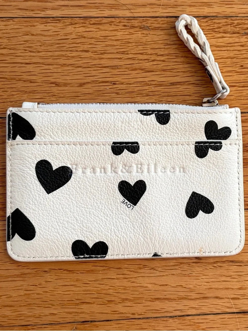 Frank & Eileen Cream Card Pouch with Black Heart Print🖤